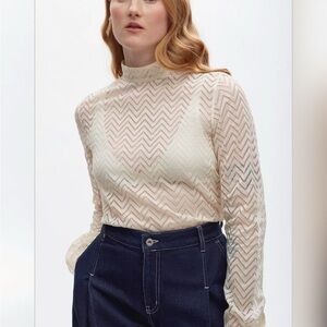 KOTN Cream Mockneck Lace